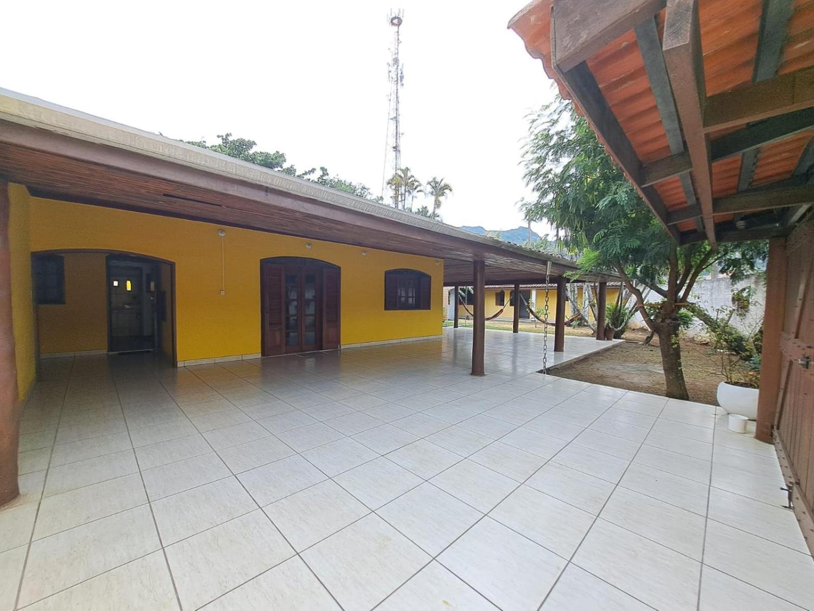 סאו סבסטיאו Casa Daslis Espacosa E Bem Localizada חדר תמונה